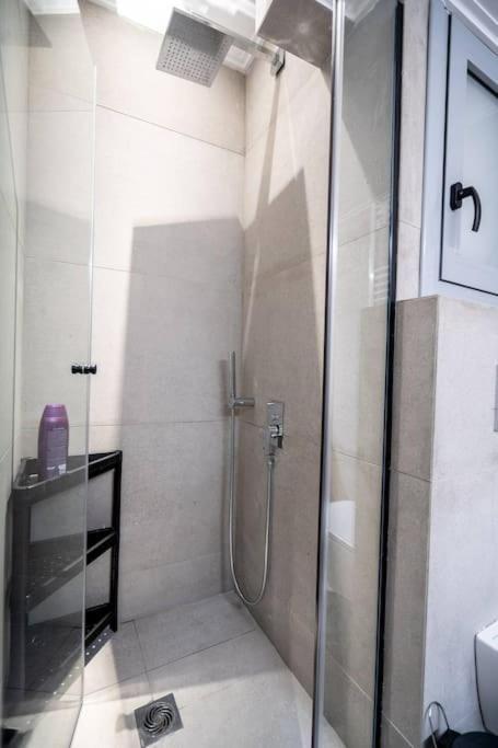Piraeus Cozy Apartment For 4 Persons Luaran gambar