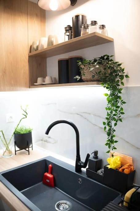 Piraeus Cozy Apartment For 4 Persons Luaran gambar