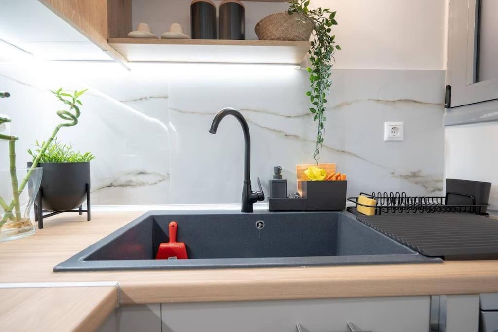 Piraeus Cozy Apartment For 4 Persons Luaran gambar